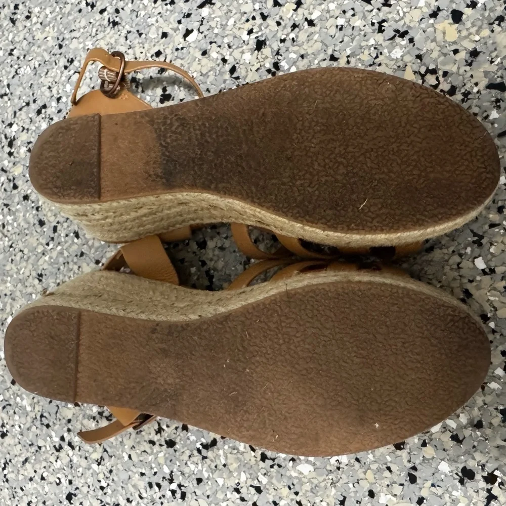 Roxy Tan Wedge Sandals Espadrilles, size 8